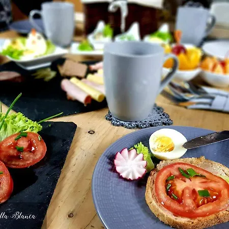 Alojamento de Acomodação e Pequeno-almoço Blanca