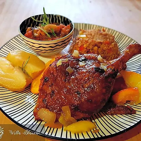 Blanca Bed & Breakfast 3*